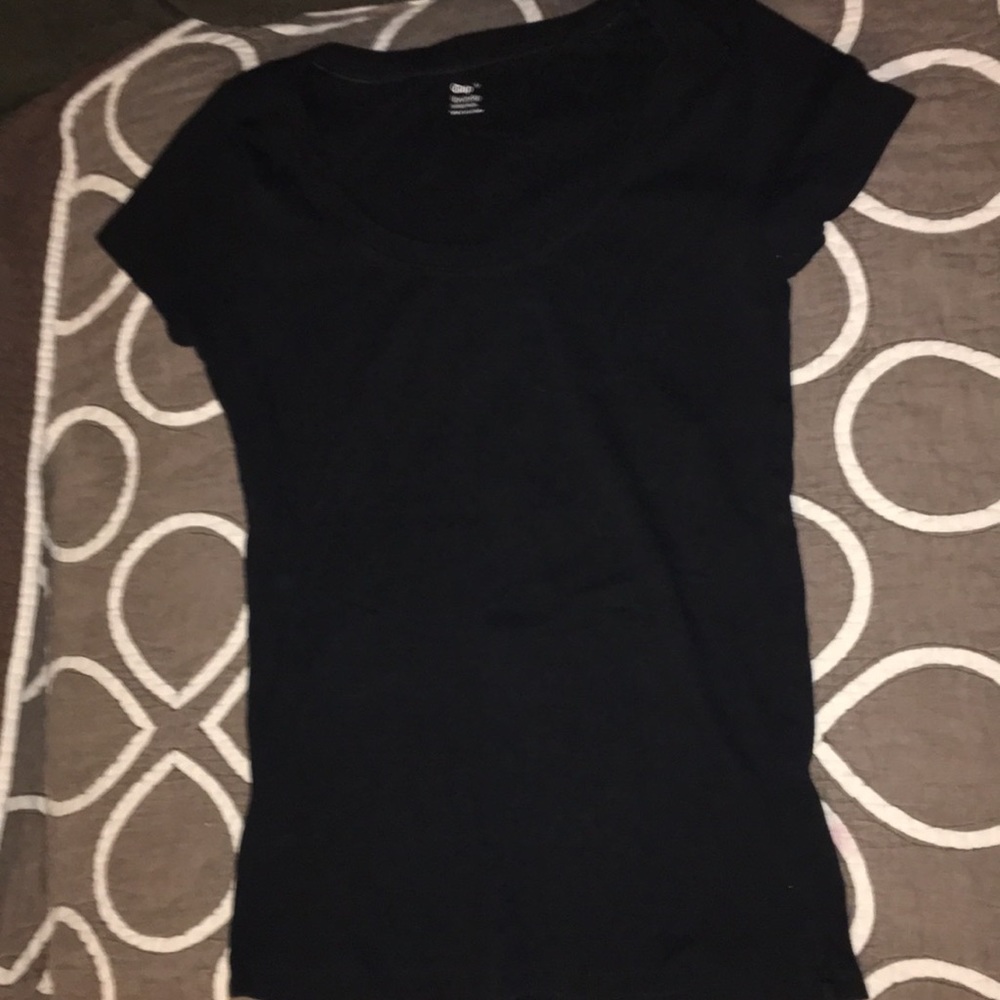 Gap Scoop Neck Tee